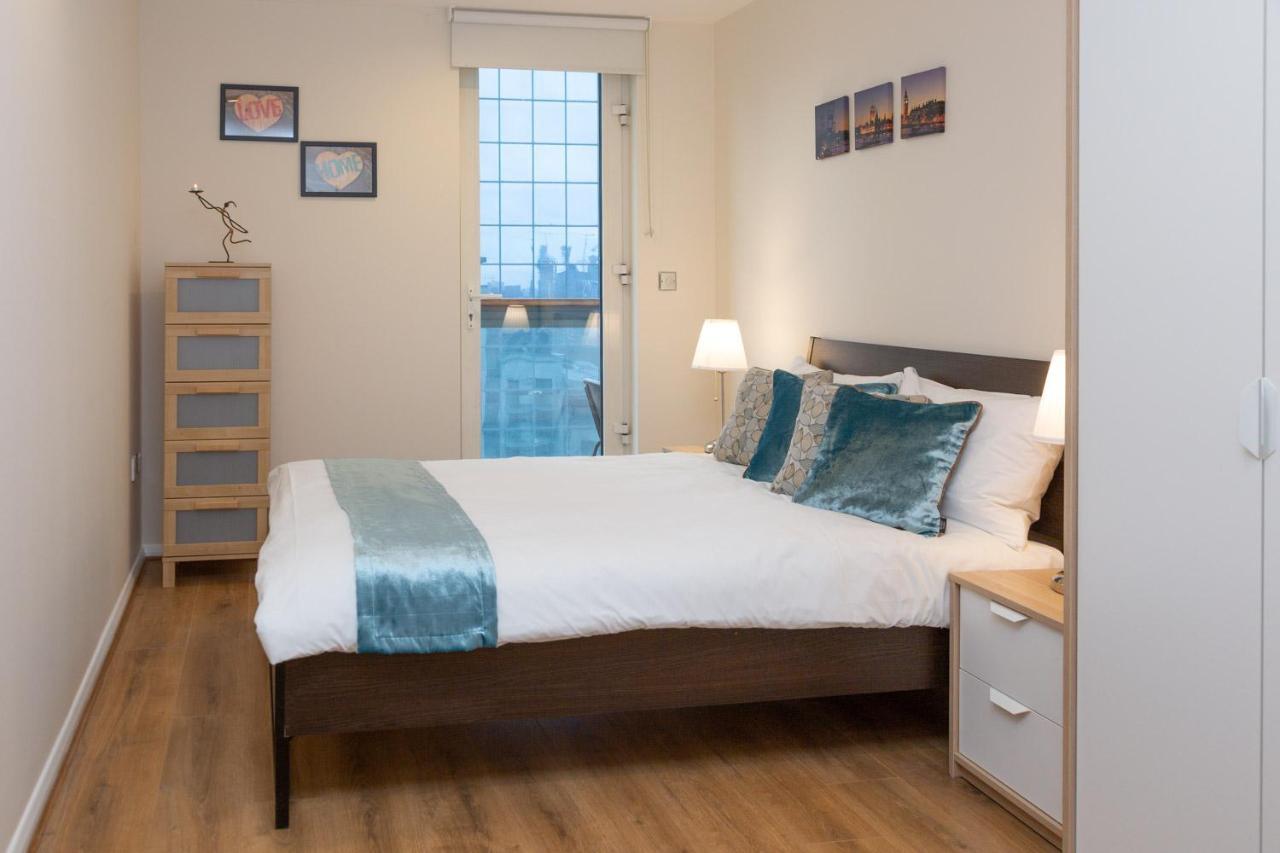 Royal Crossharbour Apartment Лондон Экстерьер фото