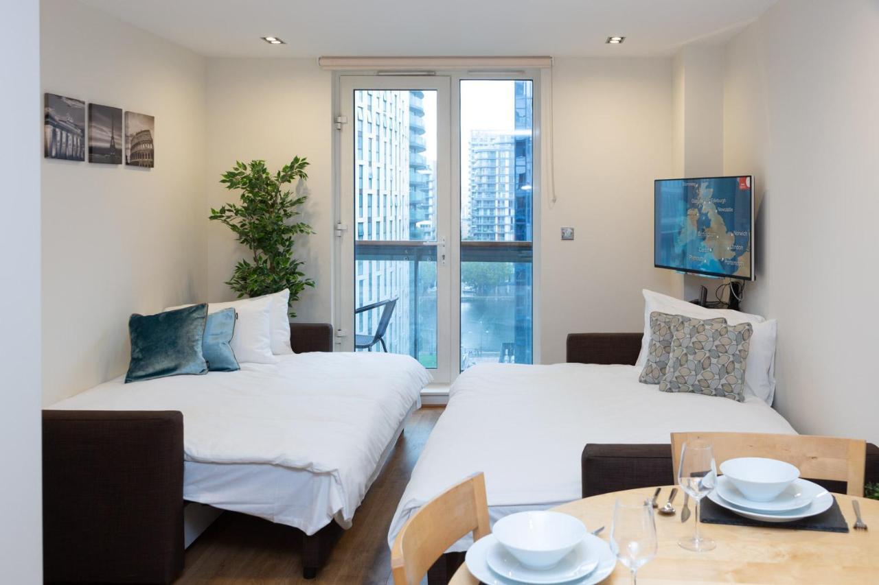 Royal Crossharbour Apartment Лондон Экстерьер фото