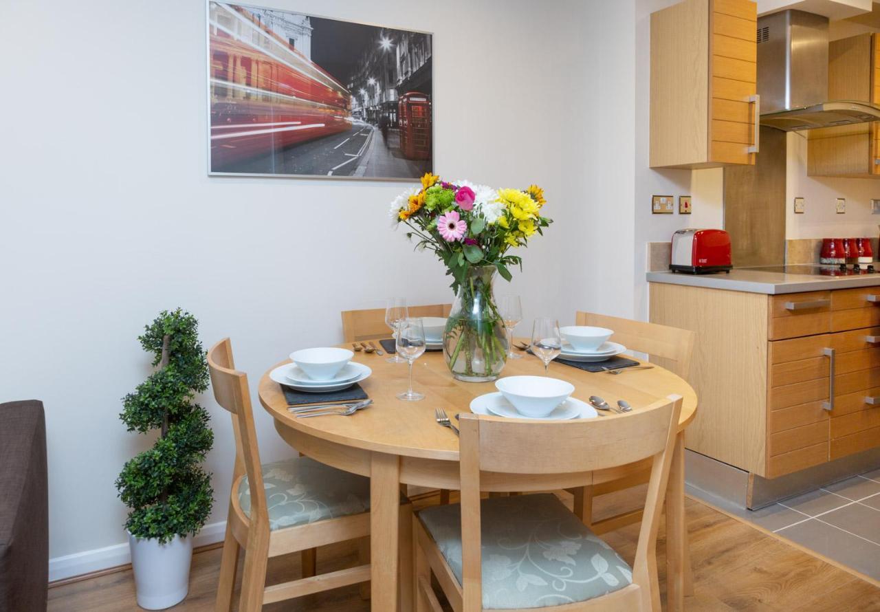 Royal Crossharbour Apartment Лондон Экстерьер фото