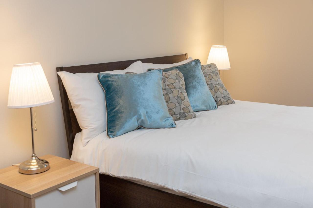 Royal Crossharbour Apartment Лондон Экстерьер фото