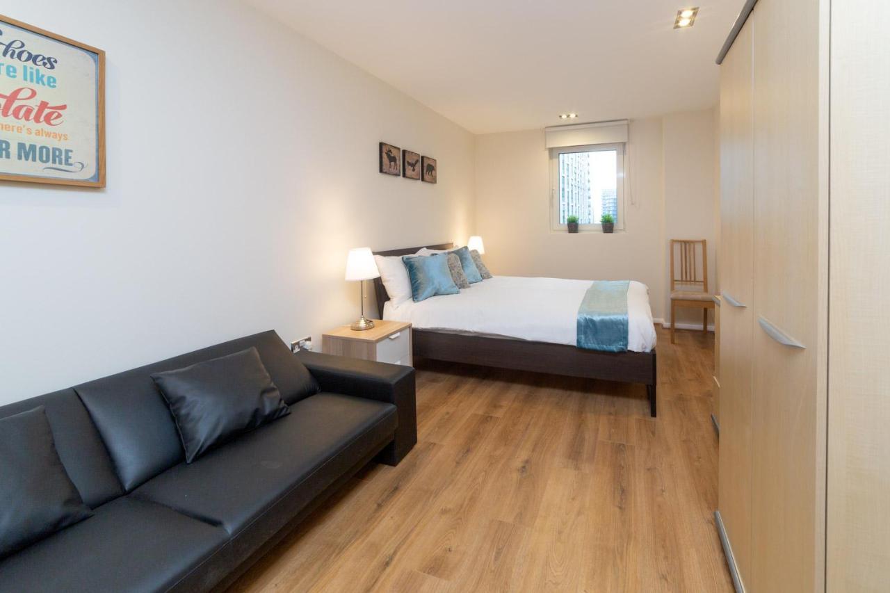 Royal Crossharbour Apartment Лондон Экстерьер фото